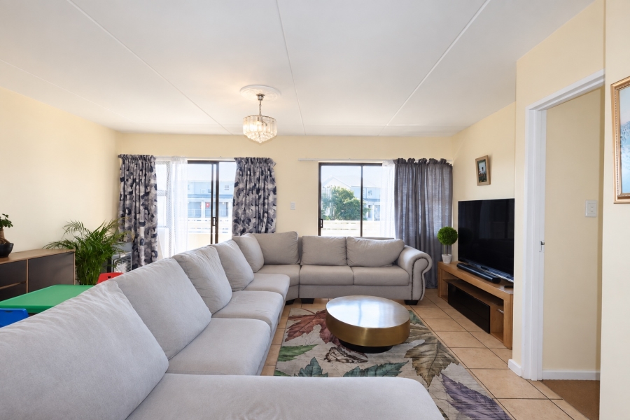 2 Bedroom Property for Sale in Parklands Western Cape
